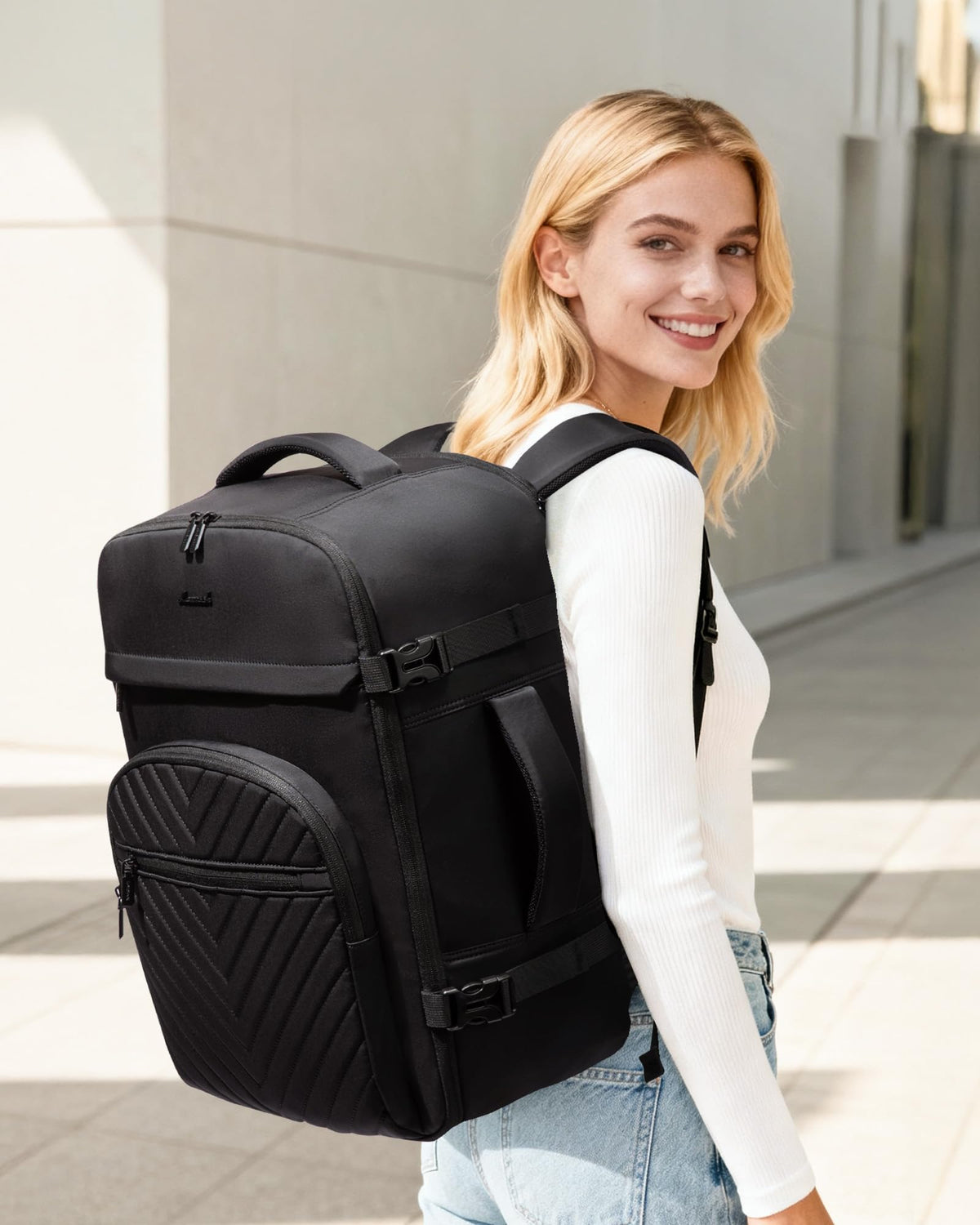 40L Waterproof Travel Backpack with 2 Cubes H27196